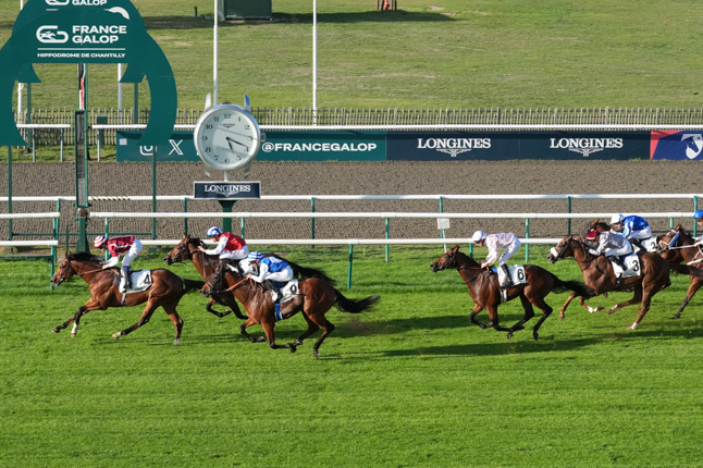 Photo d'arrivée de la course pmu PRIX LE FABULEUX à CHANTILLY le Samedi 10 octobre 2026