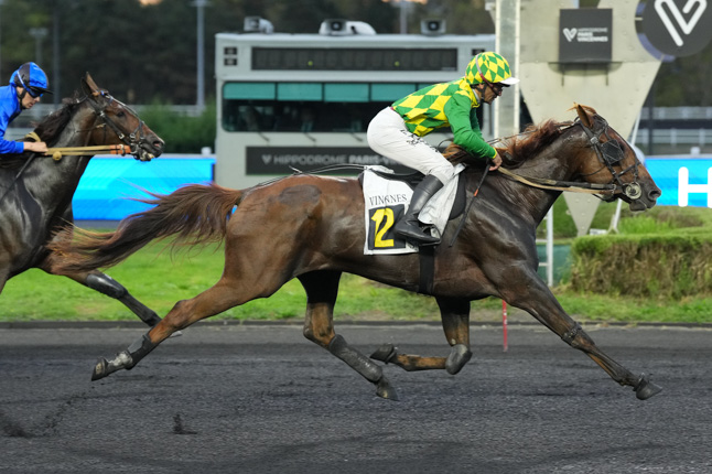 Photo d'arrivée de la course pmu PRIX EUTERPE à PARIS-VINCENNES le Mardi 13 octobre 2026