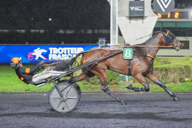 Photo d'arrivée de la course pmu PRIX ASPASIA à PARIS-VINCENNES le Vendredi 16 octobre 2026