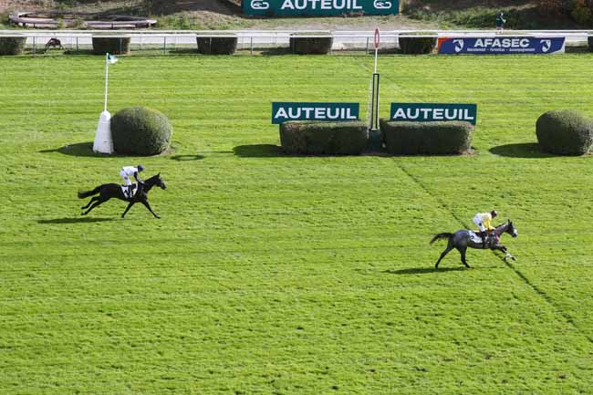 Photo d'arrivée de la course pmu PRIX ORCADA à AUTEUIL le Samedi 17 octobre 2026