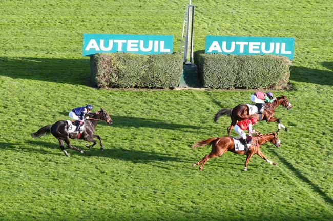 Photo d'arrivée de la course pmu PRIX HEROS XII à AUTEUIL le Samedi 17 octobre 2026