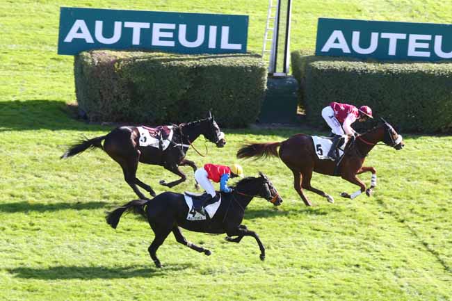 Photo d'arrivée de la course pmu PRIX ELISA à AUTEUIL le Mercredi 28 octobre 2026