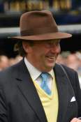 La photo de Nicky Henderson Sandown, April 2015 - Licence CC