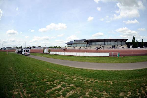 La photo de Hippodrome De Chartres 