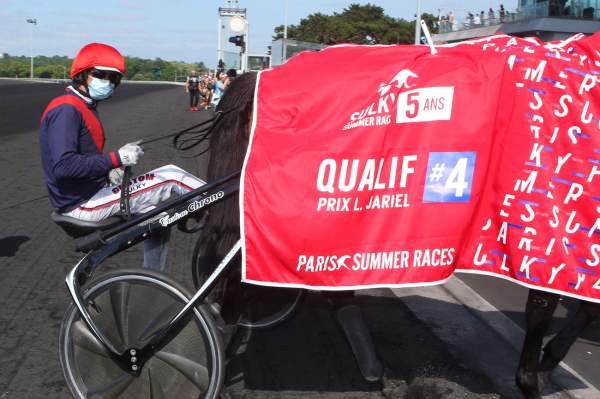 La photo de Ganay De Banville Sulky 5 Ans Qualif 4 LeTROT Paris Summer Races
