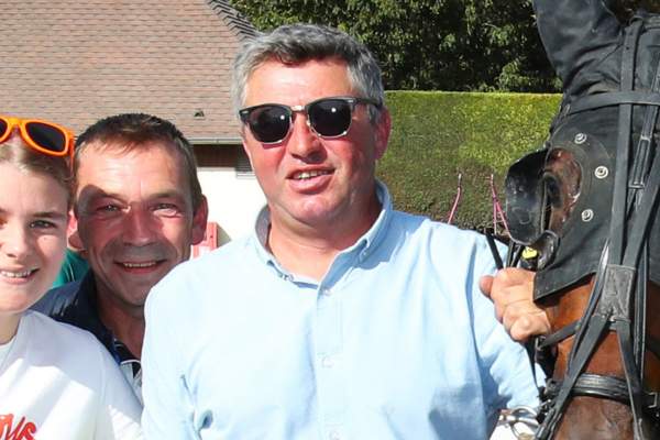 La photo de Nicolas BINET 