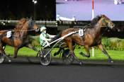 La photo de Indigo De Fontaine Arrivée Quinté+ PMU Prix Dejopeja à Vincennes