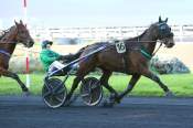 La photo de Kilimandjaro Playa arrivée pmu Prix d'Oraison à Vincennes
