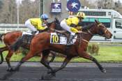 La photo de Klassic Fromentro arrivée pmu Prix des Baléares à Vincennes