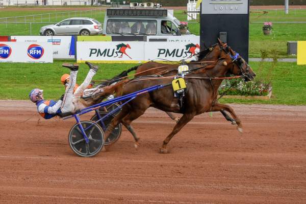 La photo de Jeson Boy Arrivée Quinté+ Pmu Grand National Du Trot 2025 à FEURS