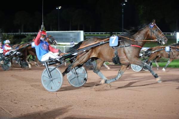 La photo de Nikkei Pont Royal 
