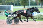 La photo de Litchi Bam arrivée pmu Prix de Rocamadour à Enghien-Soisy
