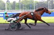 La photo de Kaline Du Locheur arrivée pmu Prix Claudia à Vincennes