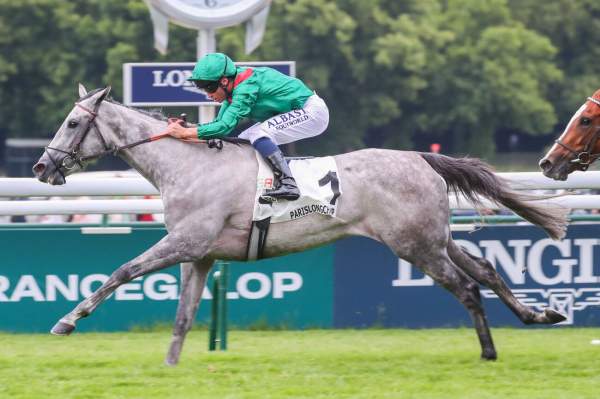 La photo de Cankoura arrivée pmu Prix de Finlande (L) à ParisLongchamp