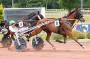 La photo de Mourillon arrivée pmu Prix de La Porte de Pantin à Enghien-Soisy