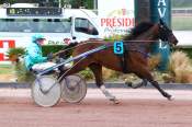 La photo de Mister Moro arrivée pmu Prix Plafitech à Laval