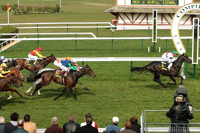 Arrivée quinté pmu PRIX DES TAMBOURAINES à COMPIEGNE