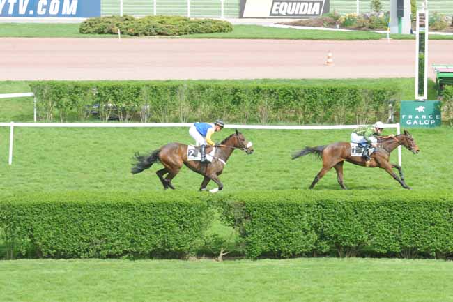 Arrivée quinté pmu PRIX DES CADETTES à ENGHIEN