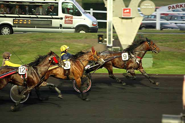 Arrivée quinté pmu PRIX LIBUSSA à PARIS-VINCENNES