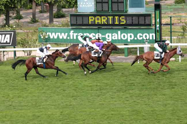 Arrivée quinté pmu PRIX DU PRIEURE DE JARDY à SAINT-CLOUD