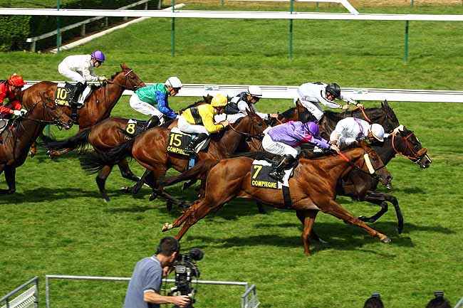 Arrivée quinté pmu PRIX ALWAYS EARNEST à COMPIEGNE