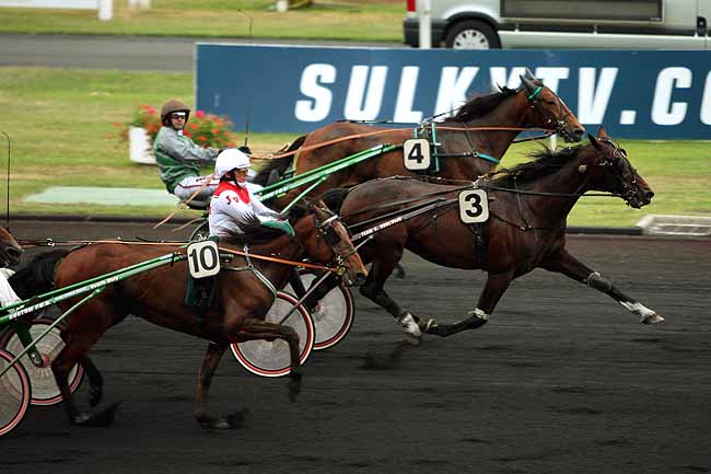 Arrivée quinté pmu PRIX DU CREPUSCULE à PARIS-VINCENNES