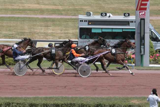 Arrivée quinté pmu PRIX DE LA PLACE GAMBETTA (GR B) à ENGHIEN