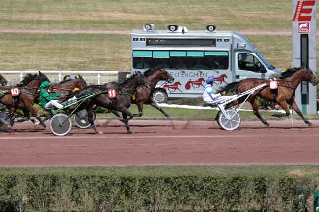Arrivée quinté pmu PRIX DU RHONE à ENGHIEN