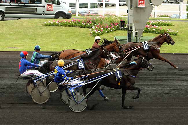 Arrivée quinté pmu PRIX DE VILLENEUVE-SUR-LOT à PARIS-VINCENNES