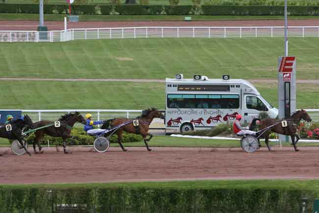 Arrivée quinté pmu PRIX D'HERNOUVILLE à ENGHIEN