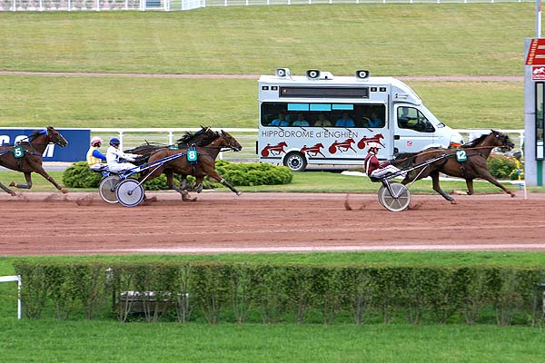 Arrivée quinté pmu PRIX DE LA MANCHE à ENGHIEN