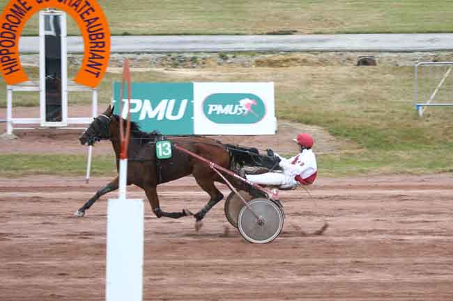 Arrivée quinté pmu PRIX DE BRETEUIL à CHATEAUBRIANT