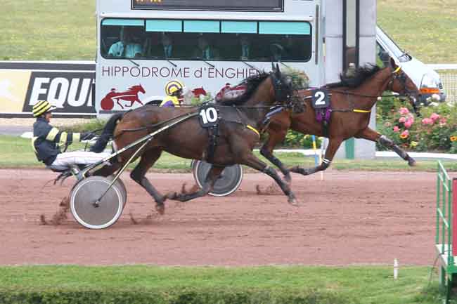 Arrivée quinté pmu PRIX DE ROCHECHOUART à ENGHIEN