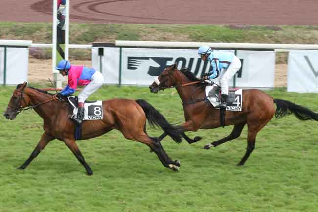 Arrivée quinté pmu PRIX HUBERT DE CATHEU à VICHY