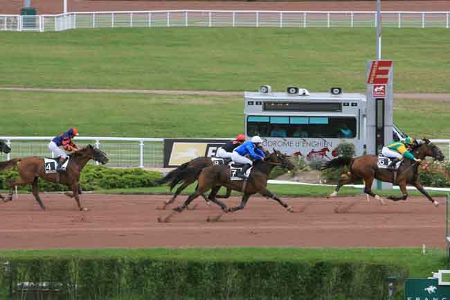 Arrivée quinté pmu PRIX DE BONNY SUR LOIRE à ENGHIEN