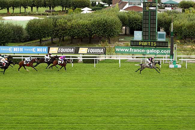 Arrivée quinté pmu PRIX DE NEAUFLES SAINT-MARTIN à SAINT-CLOUD