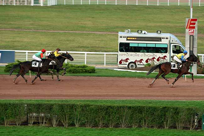 Arrivée quinté pmu PRIX DE NEUILLY EN THELLE à ENGHIEN