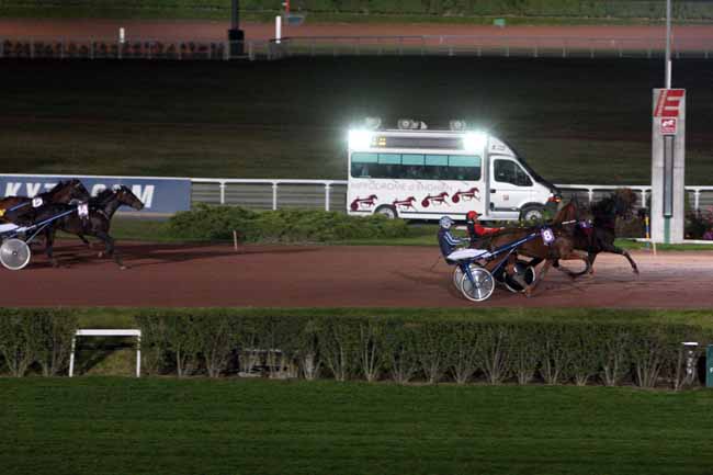 Arrivée quinté pmu PRIX DE LA PORTE DE GENTILLY (GR A) à ENGHIEN