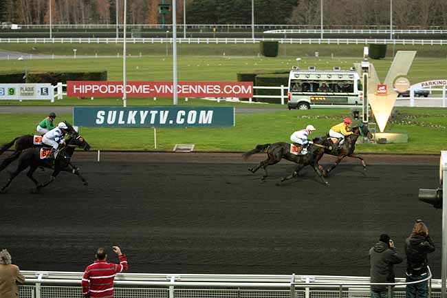 Arrivée quinté pmu PRIX D'ALES à PARIS-VINCENNES