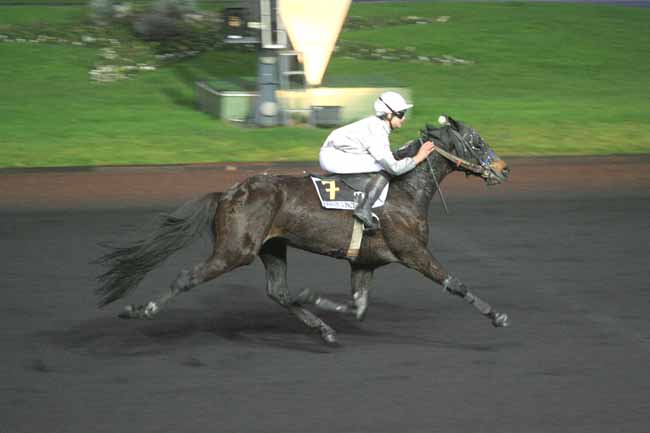 Arrivée quinté pmu PRIX DU GRAND FOUGERAY à PARIS-VINCENNES