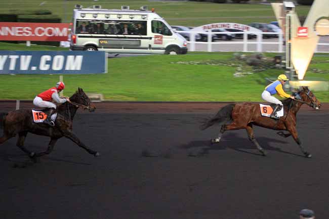 Arrivée quinté pmu PRIX DE BOUVILLE à PARIS-VINCENNES