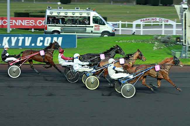 Arrivée quinté pmu PRIX DES EGLANTIERS à PARIS-VINCENNES