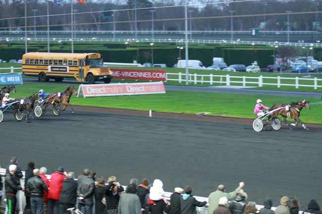 Arrivée quinté pmu PRIX DE LUYNES à PARIS-VINCENNES