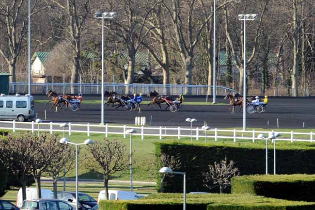Arrivée quinté pmu PRIX DE LA CAPELLE à PARIS-VINCENNES