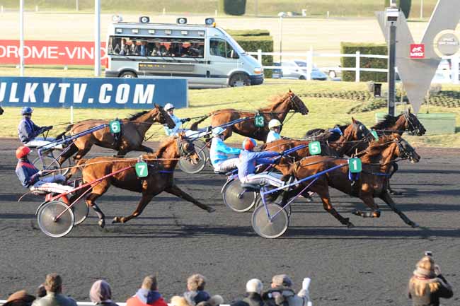 Arrivée quinté pmu PRIX DE CARQUEBUT à PARIS-VINCENNES