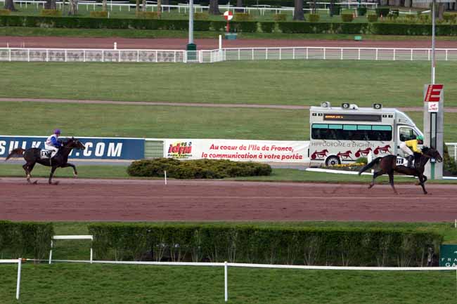 Arrivée quinté pmu PRIX DE FUMEL à ENGHIEN