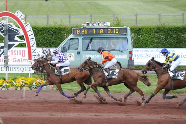Arrivée quinté pmu PRIX A.S.S.E. à SAINT GALMIER