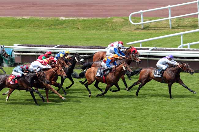 Arrivée quinté pmu GRAND HANDICAP DU DEPARTEMENT DU RHONE à LYON-PARILLY