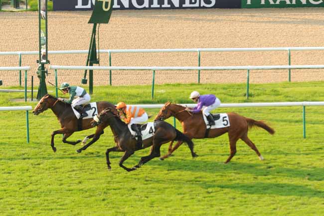 Arrivée quinté pmu PRIX DES BRULIS à CHANTILLY
