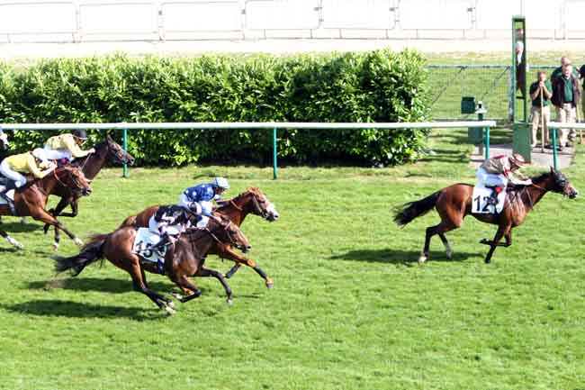 Arrivée quinté pmu PRIX DES CHATAIGNIERS à CHANTILLY
